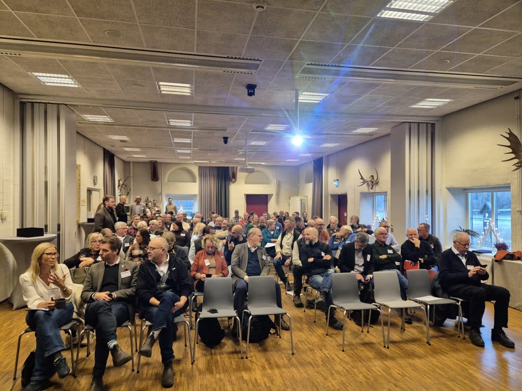 Fullsatt när invasiva arter diskuterades på Öster Malma