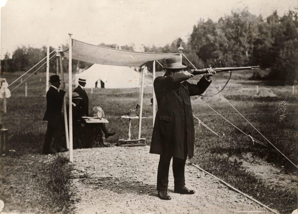 Bilden: Jaktskytte, OS och försvunna grenar
