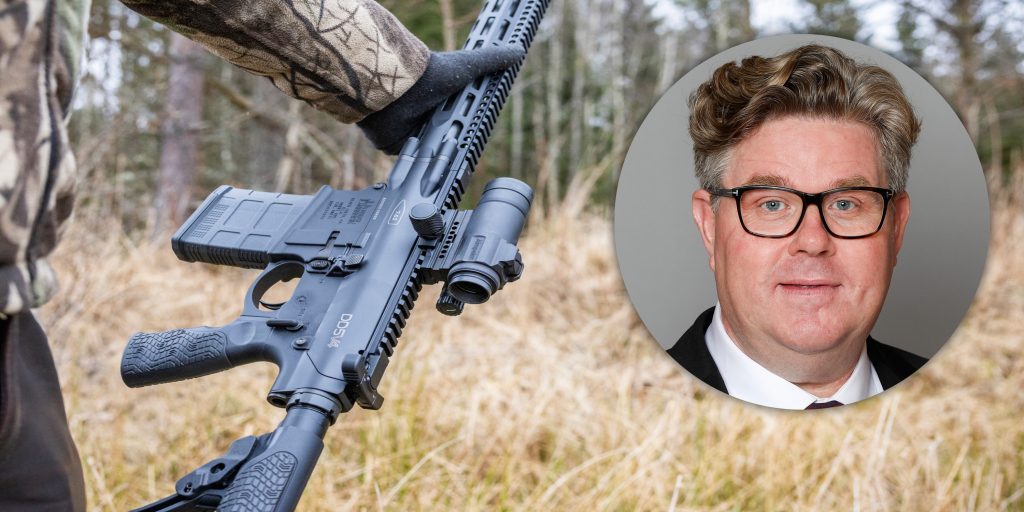 Ministern ger inga löften om full ersättning vid inlösen av AR-vapen
